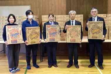 2026カップ麺寄贈