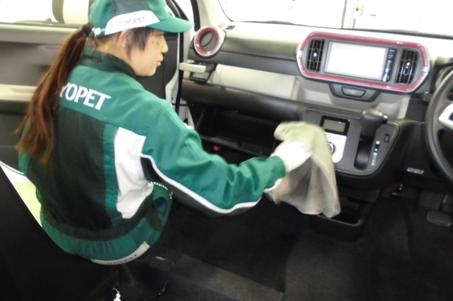 車内洗浄2